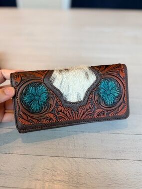 Trinity Ranch Floral Tooled and Hair-On Cowhide Collection Wallet Coffee
